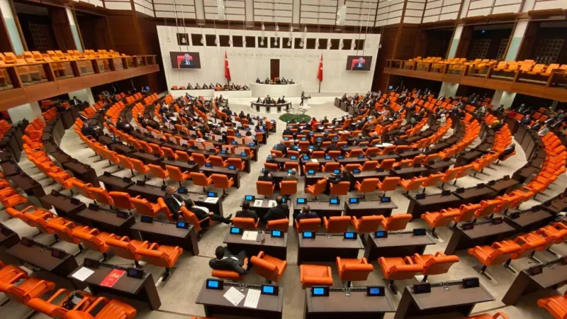 3 Vekilin Dokunulmazlığı Kalkıyor Mu? Meclis'te Neler Oluyor!