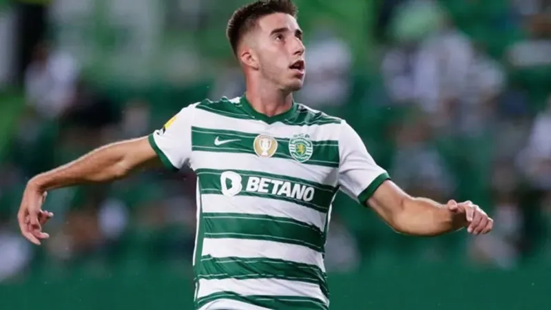 ManU, Portekizli Yıldız Stoperi Kaptı mı? Transferde Son Dakika!