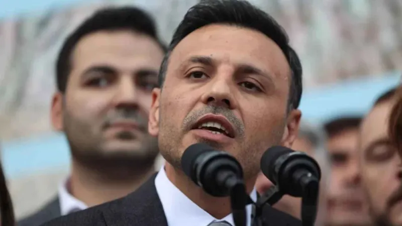 Özgür Çelik: Gaziosmanpaşa halkının iradesine çöktüler