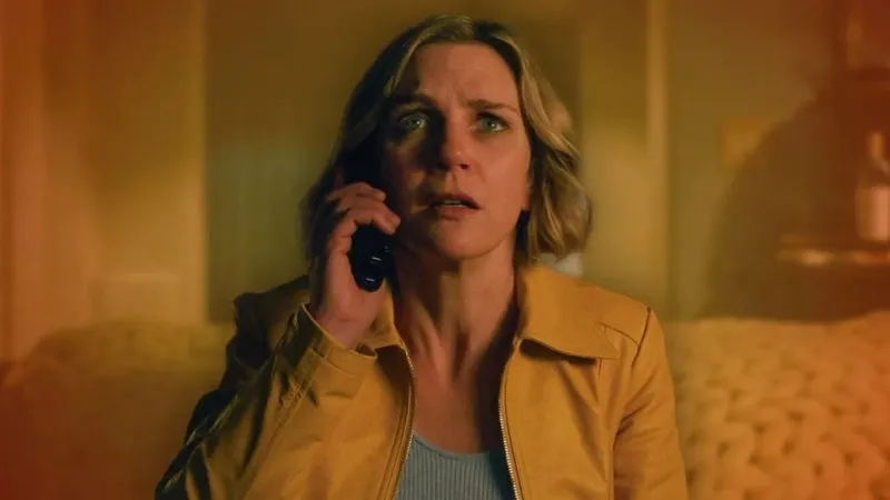 Pluribus Dizisi: Breaking Bad Yaratıcısından Mutluluk Virüsü! Nerede İzlenir?