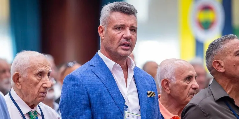 Sadettin Saran'a Şok Çağrı: Biletini Kesmeli! Fenerbahçe'de Neler Oluyor?