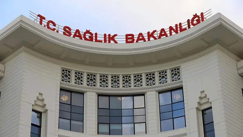 Sağlık Bakanlığı kurası! İşe alınan 3 bin 658 isim açıklandı