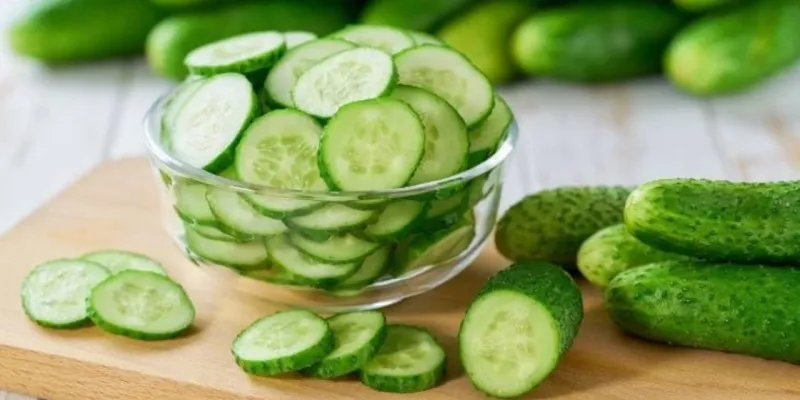 Salatalıklar neden balık kokuyor?