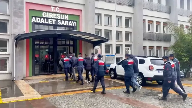 Siber dolandırıcılardan 8,3 milyar liralık vurgun: Jandarmadan siber dolandırıcılara operasyon