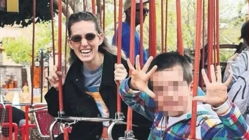 Sosyetede film gibi olay: Eski eşler arasında evlat savaşı! Kaçırılan çocuğu ABD iade etti