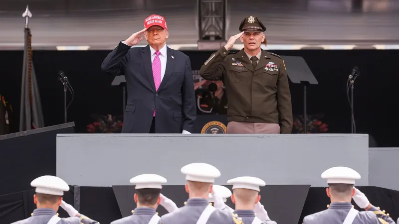 Trump'tan Şok Sözler: En Güçlü Orduyu Ben Yarattım!