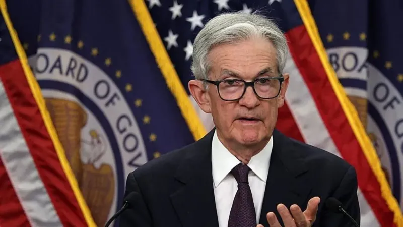 Trump'tan Powell'a Şok Sözler: "En Aptal ve Yıkıcı Kişi!"