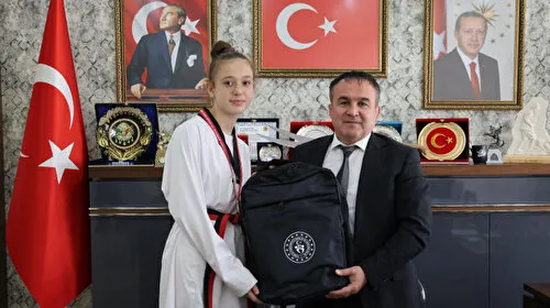 Tekvandocu Ebrar'a Davullu Zurnalı Şampiyon Karşılaması!