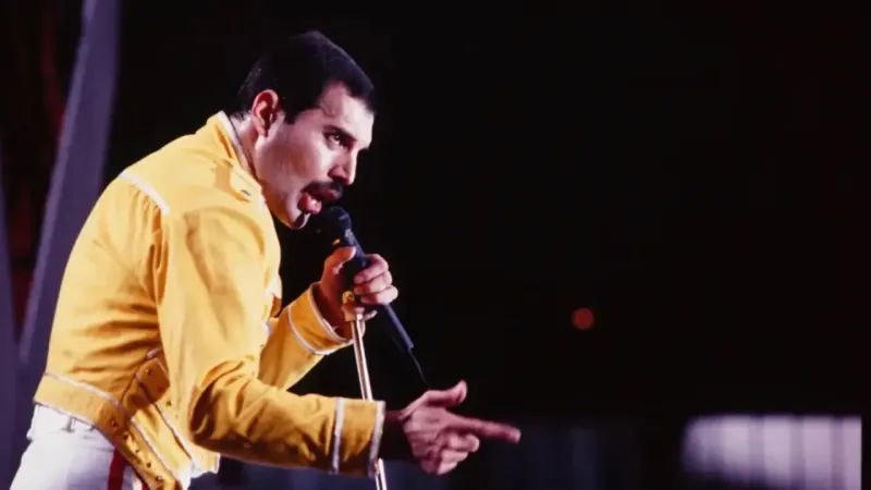 Freddie Mercury'nin Şok Sırrı! Gizli Kızı Ortaya Çıktı mı?
