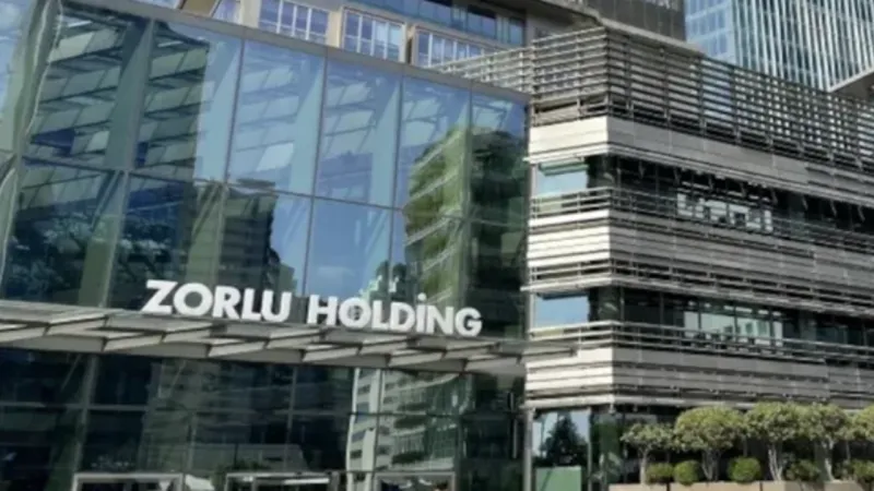 Zorlu Holding 'verimlilik için' 2 bin kişiyi işten çıkarıyor